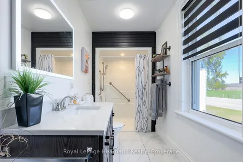 36973 Londesboro Road, ON N7A 3Y1