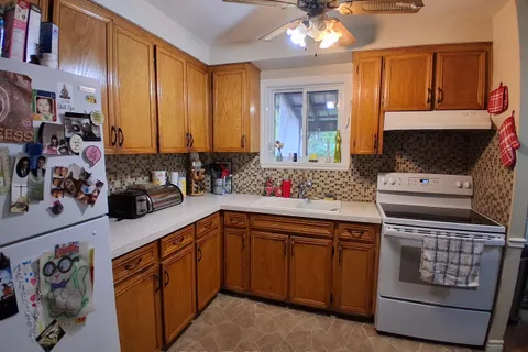 3337 Cadeb Avenue, ON K6K 1H9