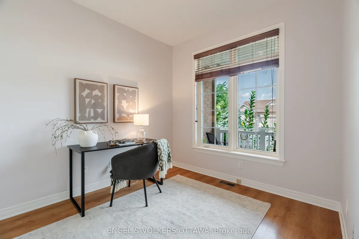 60 Sable Run Drive, ON K2S 1W7