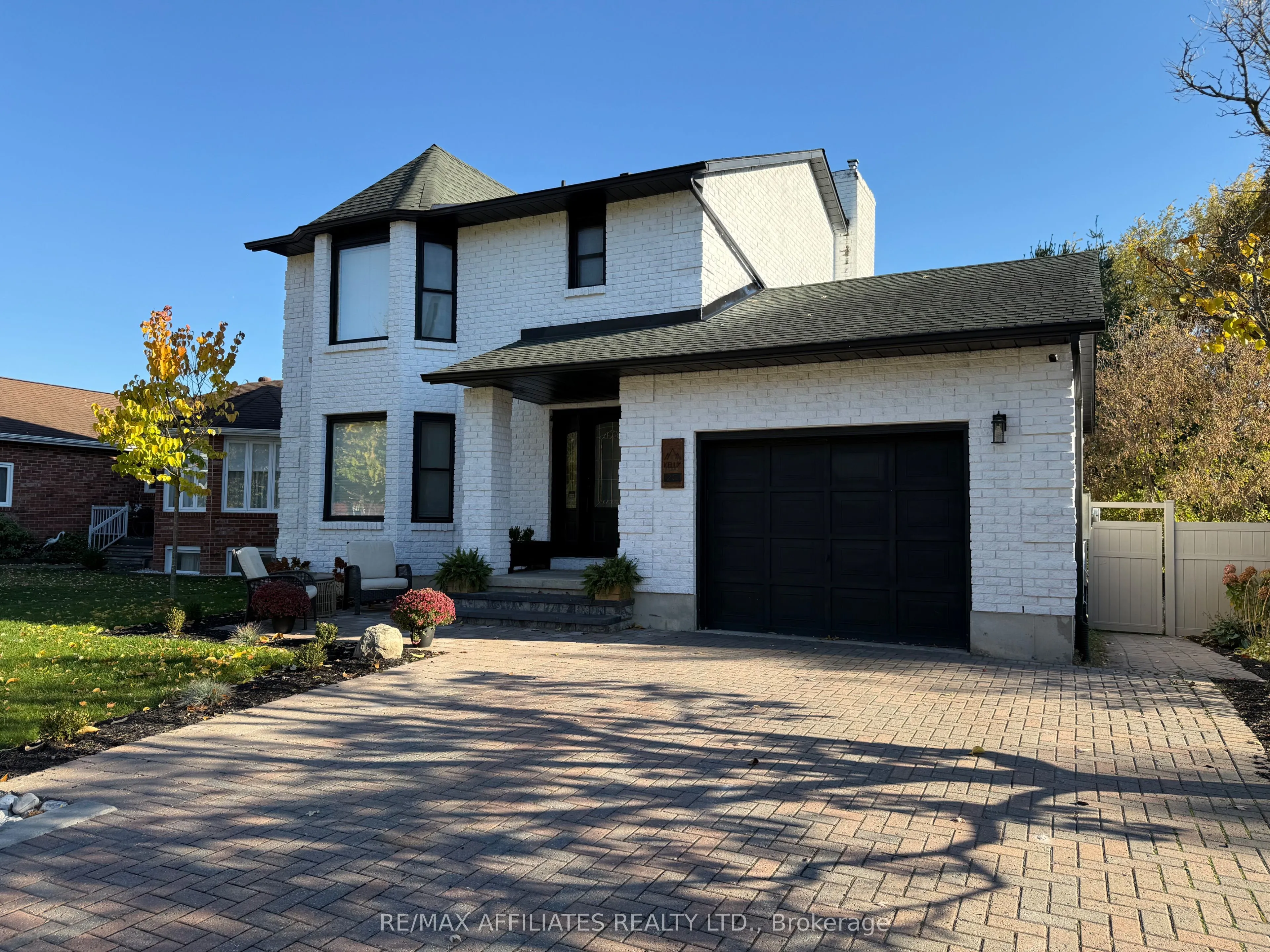 2C Baxter Drive, ON K6V 3T8