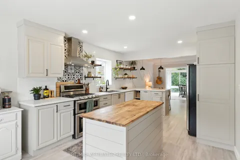 2C Baxter Drive, ON K6V 3T8