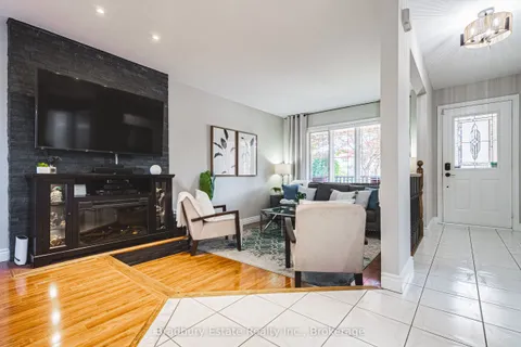 176 Highland Road, ON L8J 2S6