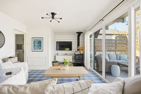 124 Mccullough's Landing Road, ON K7H 0J3