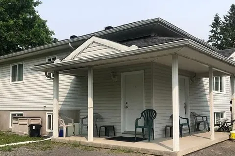 35 Cloverloft Court, ON K2S 1T3