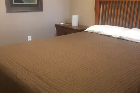 35 Cloverloft Court, ON K2S 1T3