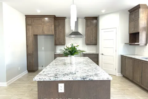 827 Solidex Place, ON K4R 0C7