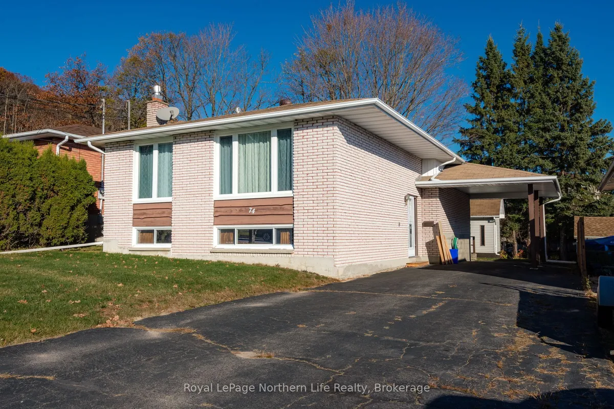 74 Belleview Crescent, ON P1B 8T7