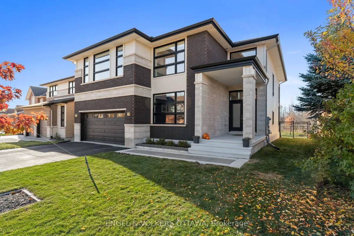221 Cooks Mill Crescent, ON K1V 2N1