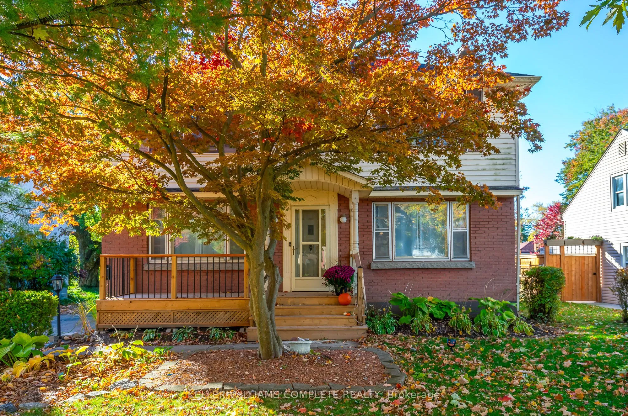 111 Price Avenue, ON L3C 3Y3