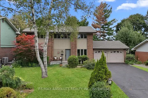 22 Banting Crescent, ON K2K 1P4