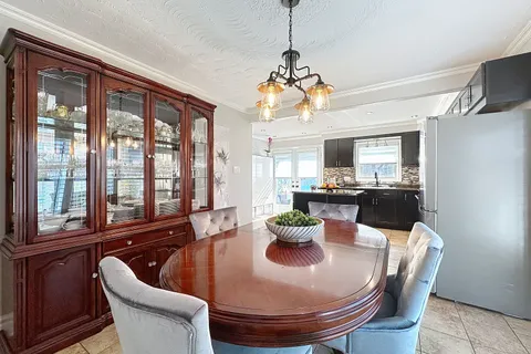 49 Riviera Ridge, ON L8E 5E7