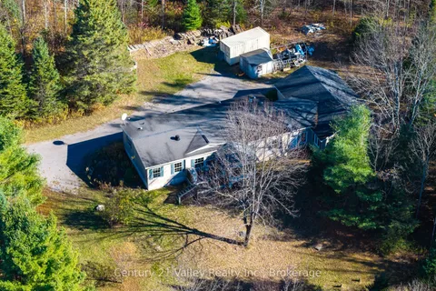 478 Mcmahon Road, ON K7V 3Z7