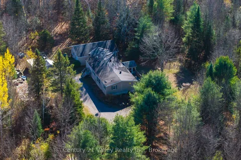 478 Mcmahon Road, ON K7V 3Z7