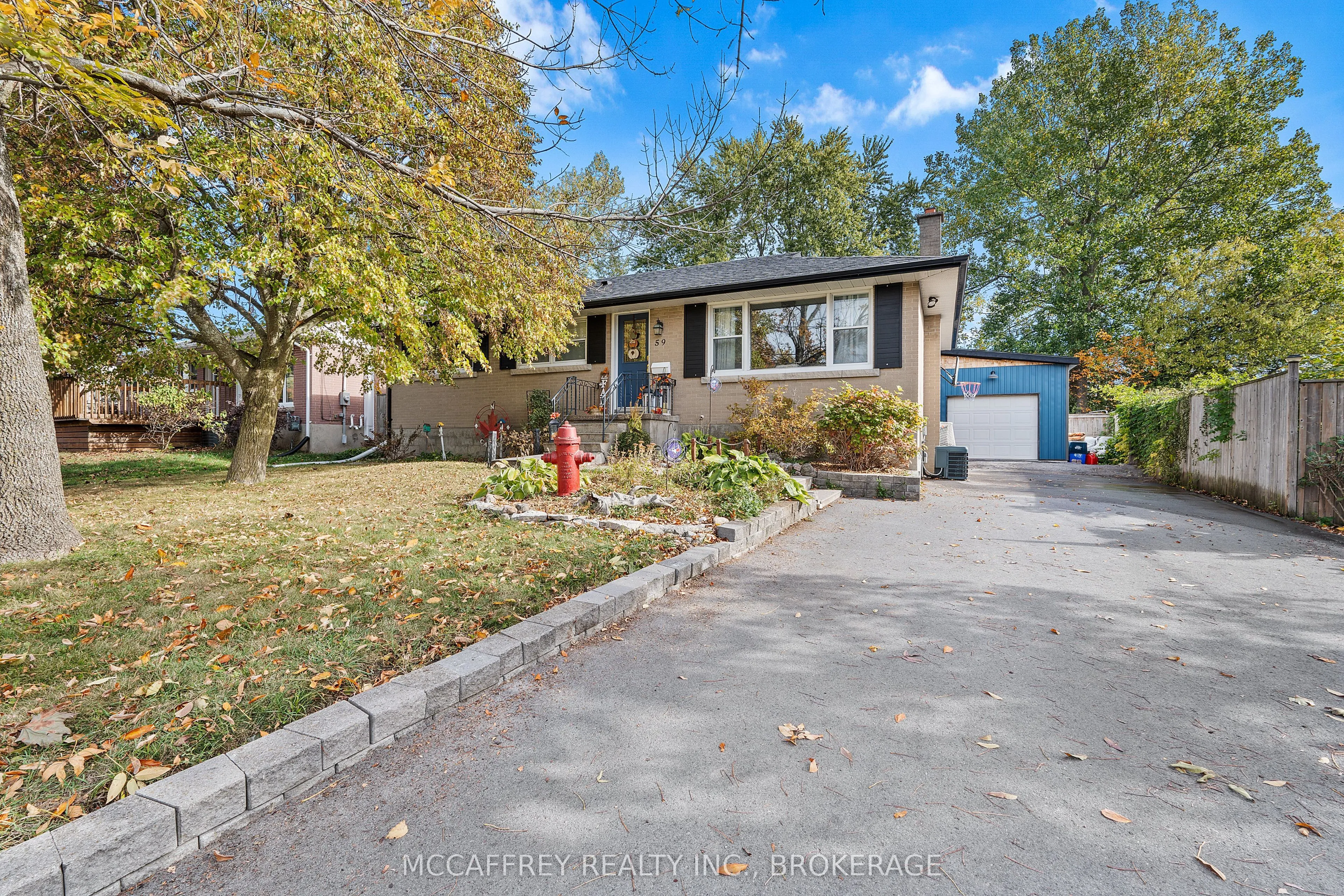 59 Loyalist Avenue, ON K7N 1K7