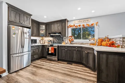 59 Loyalist Avenue, ON K7N 1K7