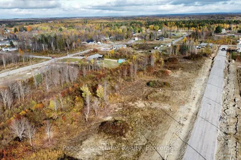 34 Vanier Street, ON P2B 0C8