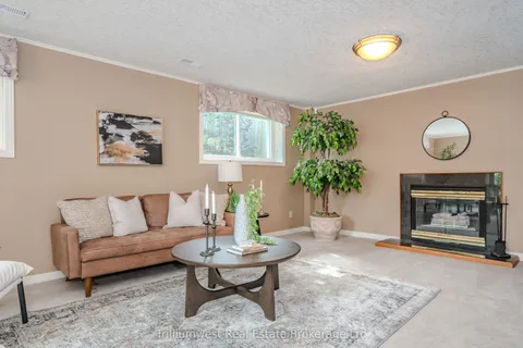 2 Pickwick Place, ON N1H 7V8