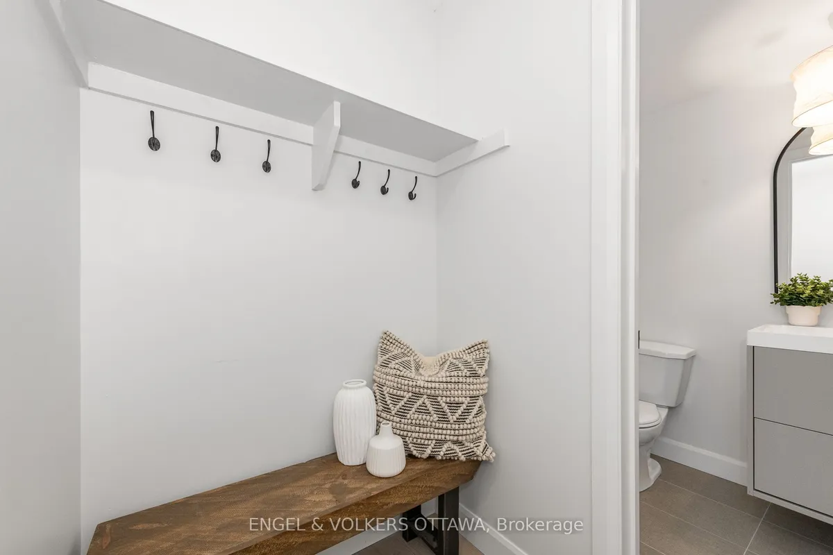 39 Benlark Road, ON K2J 2L5