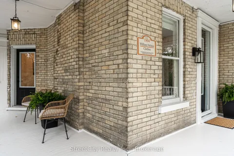 18 Waterloo Street, ON N5A 5H5