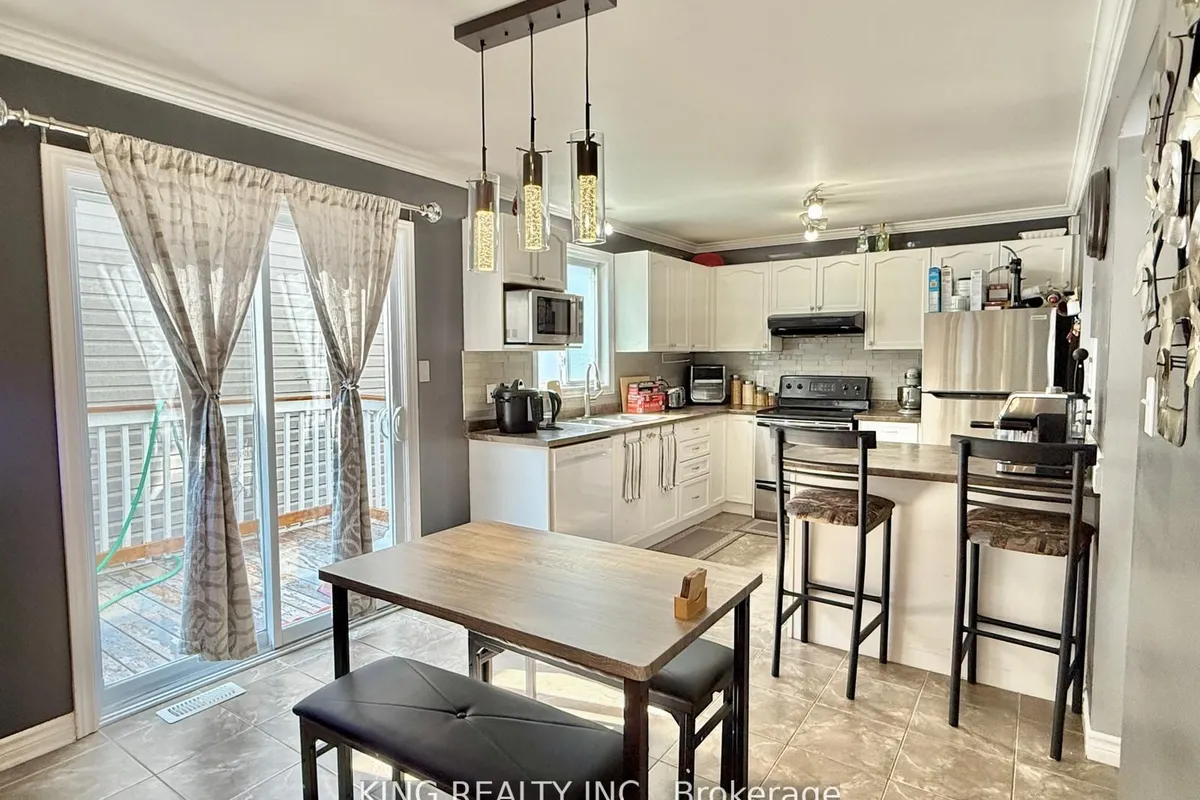 196 CRIMSON Crescent, ON N5W 6G1