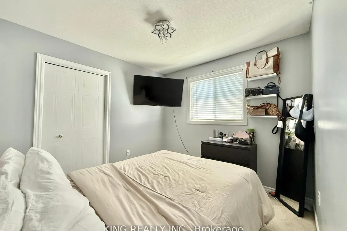 196 CRIMSON Crescent, ON N5W 6G1