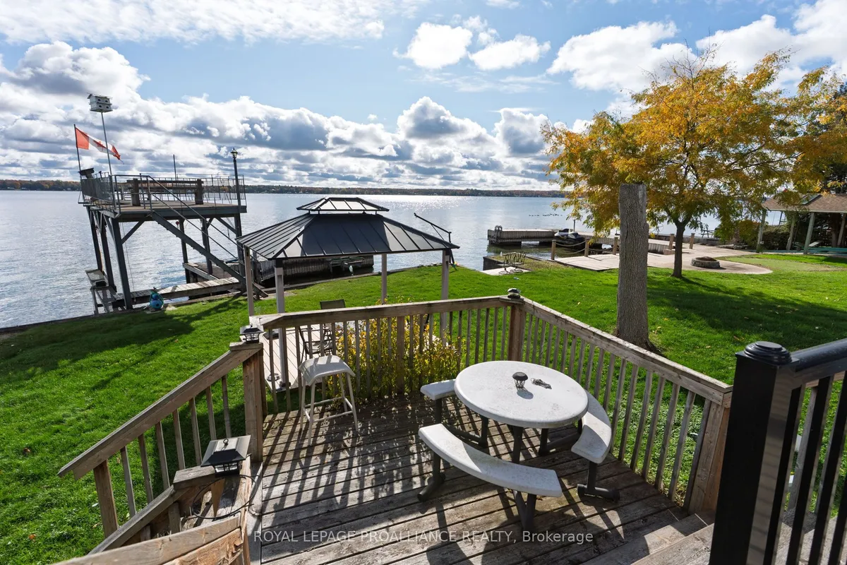 1185 County Road 2 Road, ON K6V 5T1