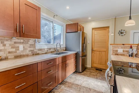 255 Fraser Street, ON P1P 1C9