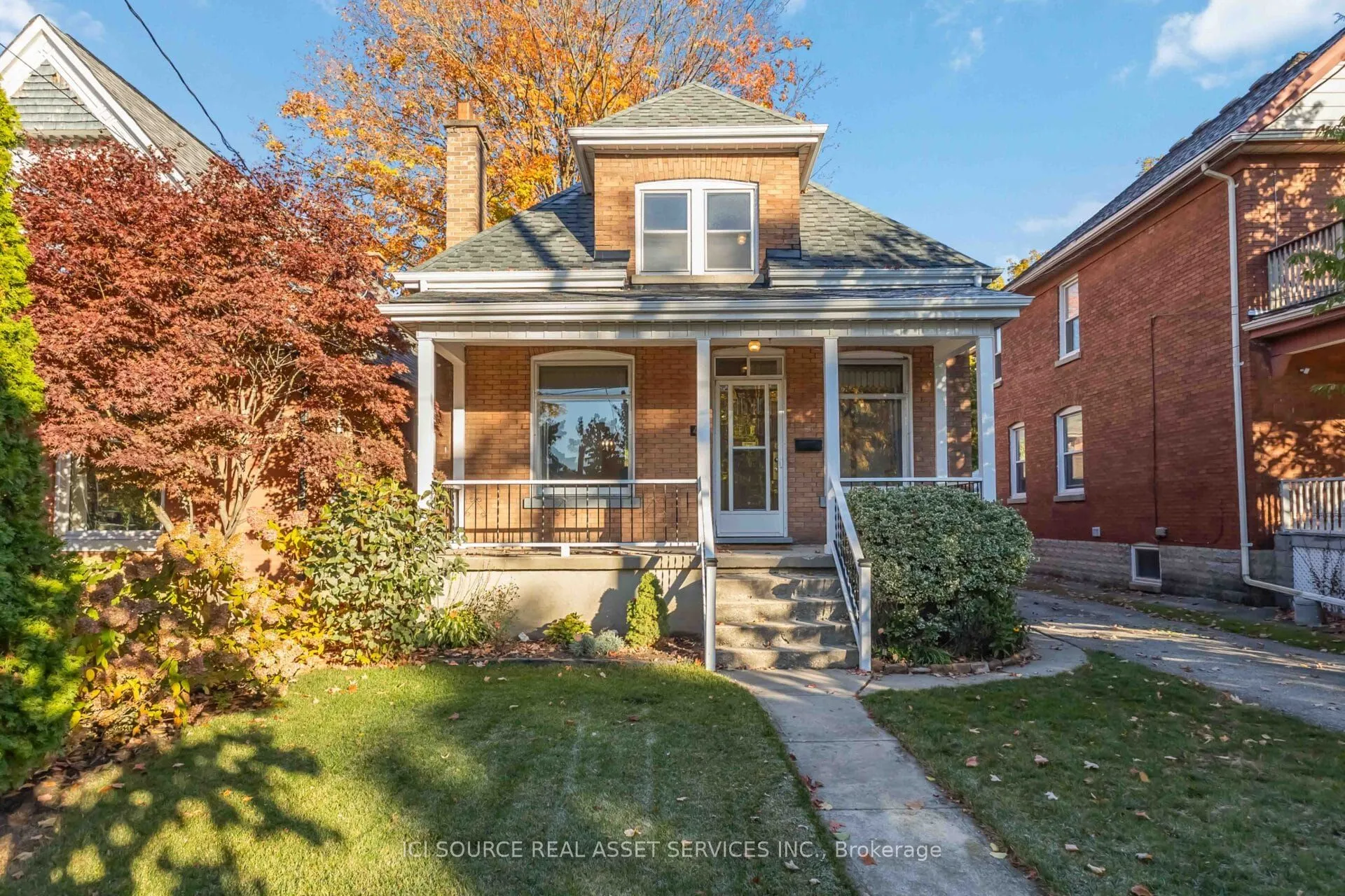 412 Grosvenor Street, ON N5Y 3S4