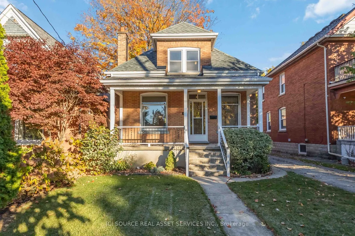 412 Grosvenor Street, ON N5Y 3S4