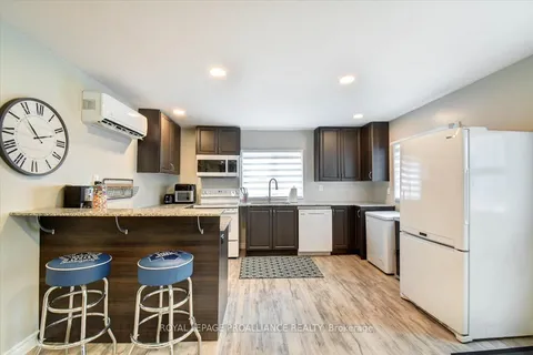 75 A & B Hughes Lane, ON K0K 3J0