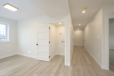 4225 Green Bend, ON N6P 1J9