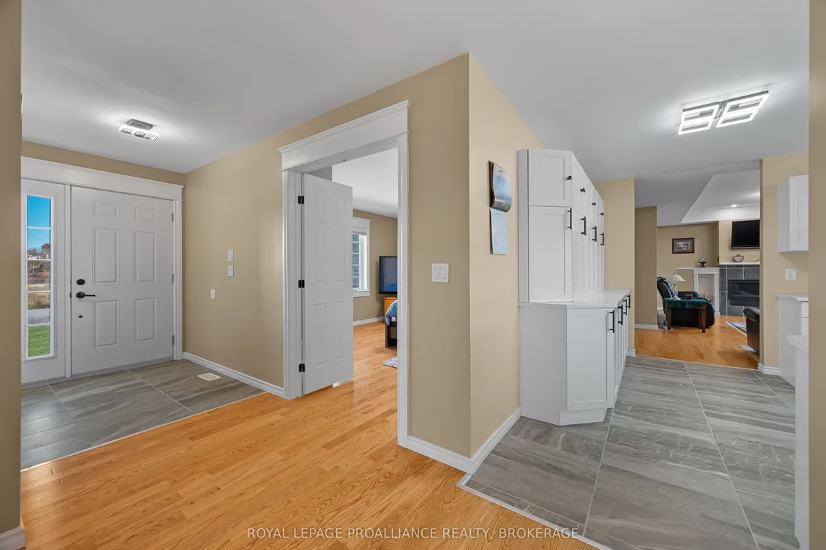 103 Hineman Street, ON K7L 0G2