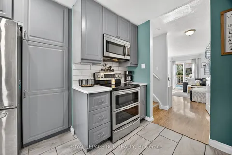 511 Pineview Gardens, ON L0N 1S2