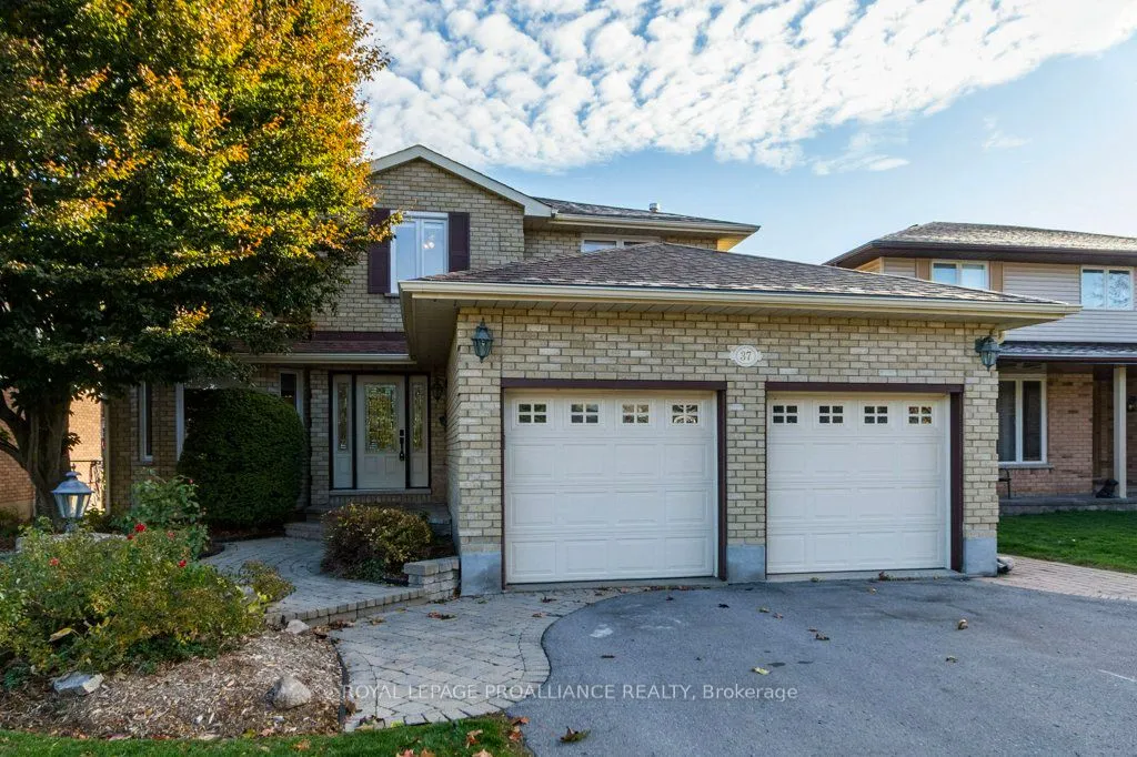 37 Dungannon Drive, ON K8P 5E7