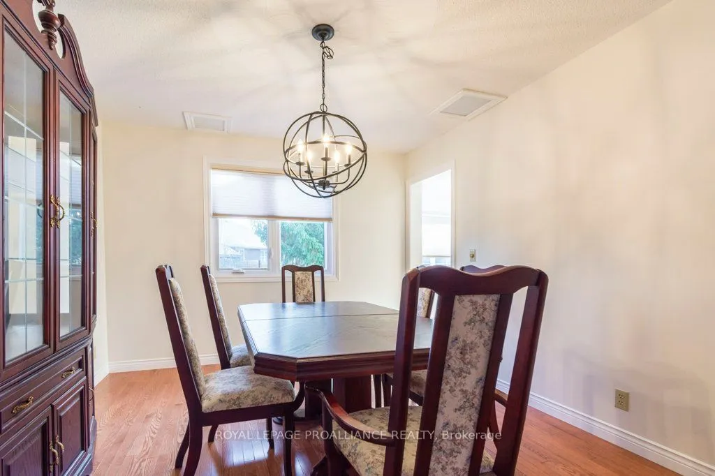 37 Dungannon Drive, ON K8P 5E7