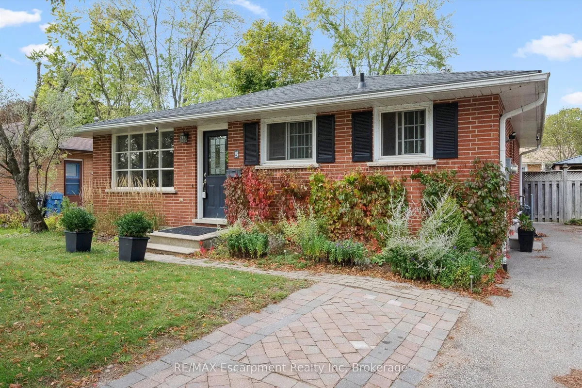 5 Picadilly Place, ON N1G 2P8