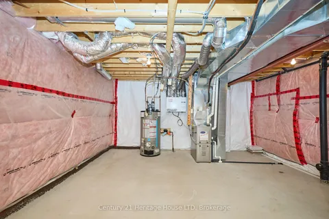 289 SILVERWOOD Avenue, ON L3C 0B7