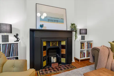 158 Wilson Street, ON L8R 1E2