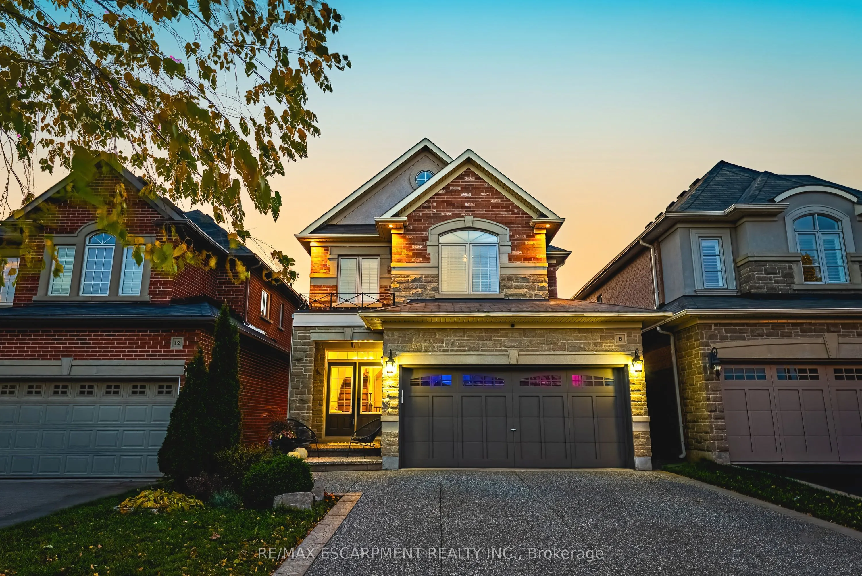 8 Matteo Trail, ON L9B 0E8