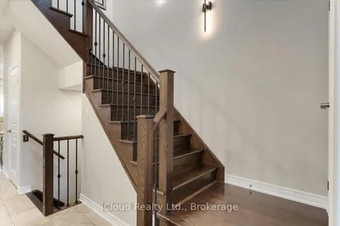 115 Echovalley Drive, ON L8J 0H1