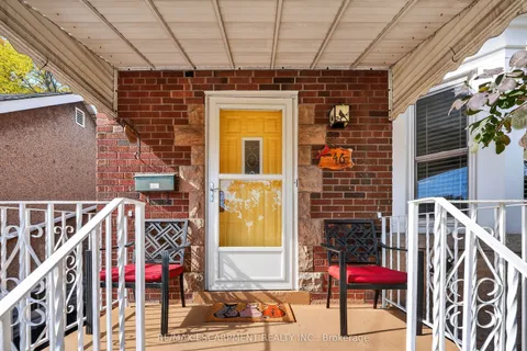 46 Weir Street, ON L8K 3A4