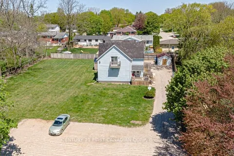 431 Albert Street, ON N7G 1W8