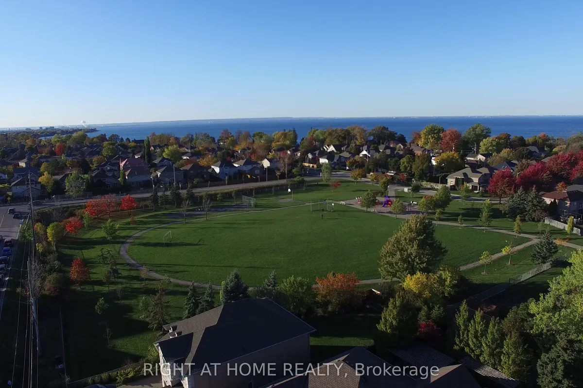 1294 Baseline Road, ON L8E 0E4