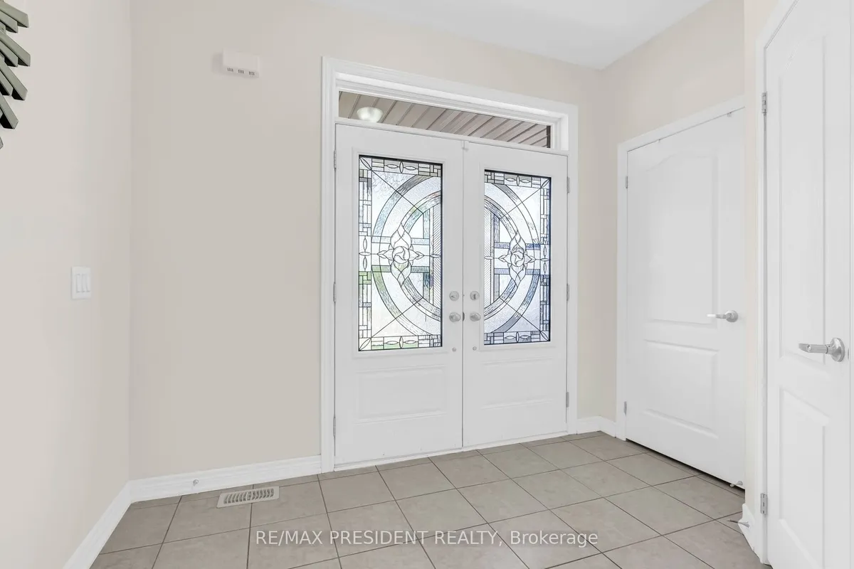 637 Armstrong Road, ON L9V 3V6