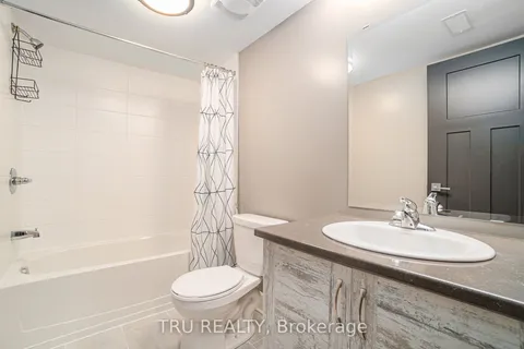 670 Parade Drive, ON K2S 0Z2