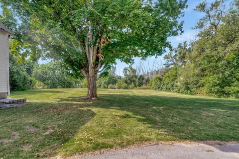 385 Bloomfield Main Street, ON K0K 1G0