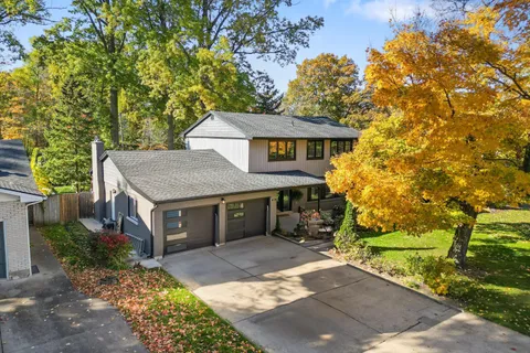 16 Briarfield Crescent, ON L2T 3T5