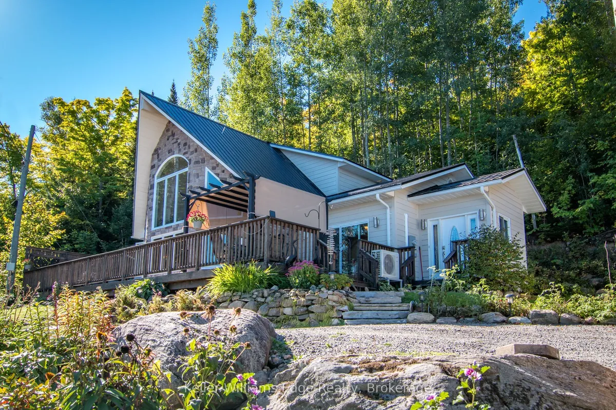 43 LAKESHORE Drive, ON K0J 1L0