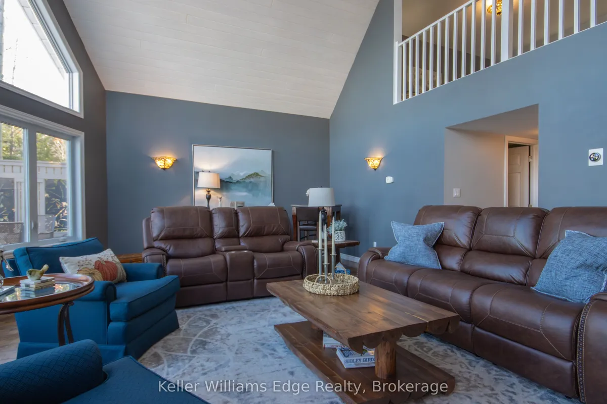 43 LAKESHORE Drive, ON K0J 1L0