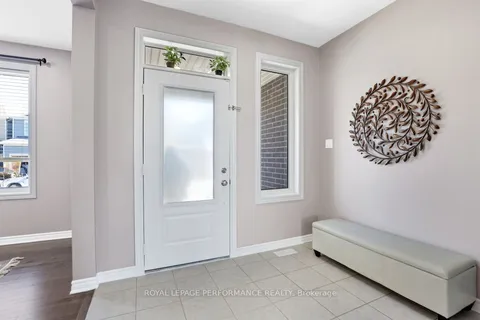 336 Lamarche Avenue, ON K1C 1T1